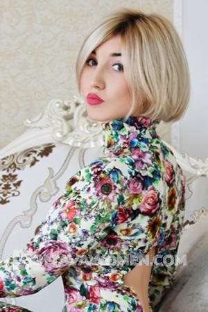 176135 - Alina Age: 28 - Ukraine