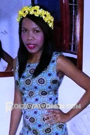 177106 - Claudia Age: 34 - Colombia