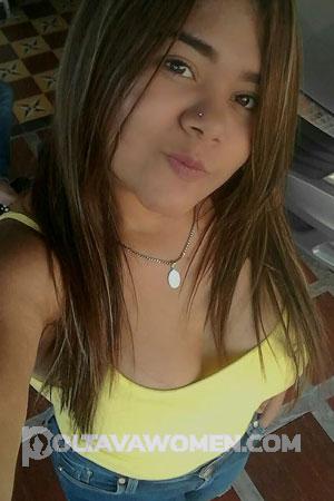179794 - Karolay Age: 28 - Colombia