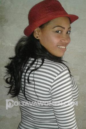 181326 - Yuli Age: 35 - Colombia