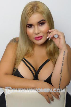 186566 - Marlin Age: 32 - Colombia