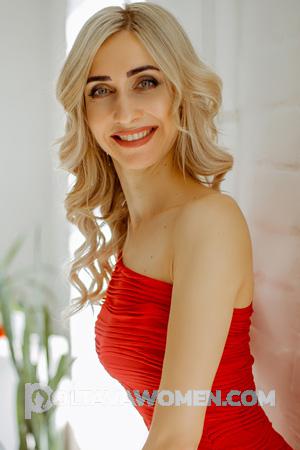 192011 - Alena Age: 39 - Ukraine