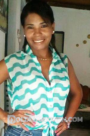 192064 - Leandra Age: 35 - Venezuela