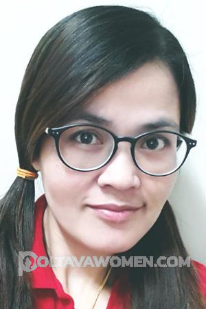 197772 - Yaowarak (Pui) Age: 44 - Thailand