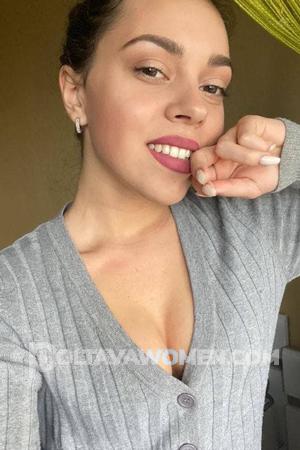 202772 - Elena Age: 21 - Ukraine