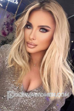 203474 - Angelica Age: 25 - Russia