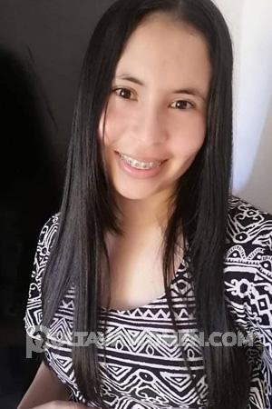 204180 - Arianna Age: 29 - Colombia