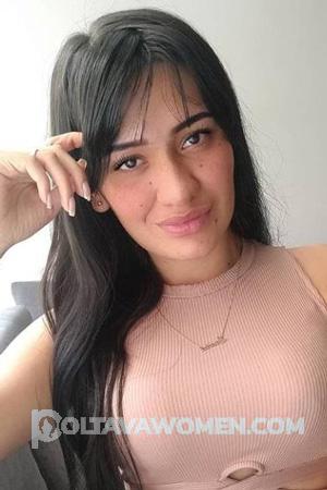 205094 - Laura Age: 22 - Colombia
