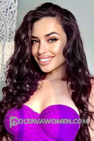 208758 - Alexandra Age: 22 - England