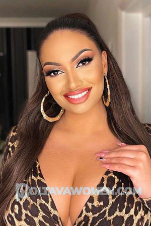 209814 - Daniela Age: 24 - Romania