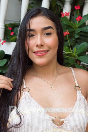 210148 - Daniela Age: 18 - Colombia