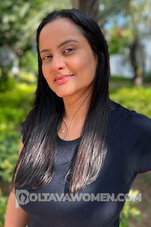 210697 - Karen Age: 37 - Colombia