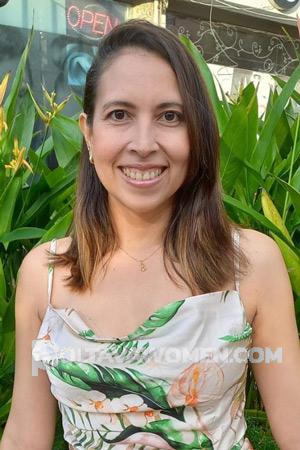 211256 - Sabrina Age: 39 - Colombia