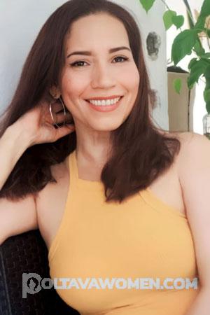213230 - Yasmin Age: 49 - Colombia