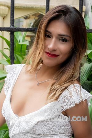 215106 - Karina Age: 42 - Peru