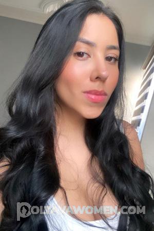 215359 - Liceth Age: 23 - Colombia