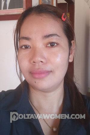 216733 - Sreynor Age: 37 - Cambodia