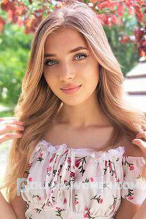 219720 - Anastasia Age: 20 - Ukraine