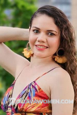220421 - Ana Age: 38 - Colombia