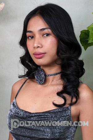 221721 - Gloselle Age: 24 - Philippines