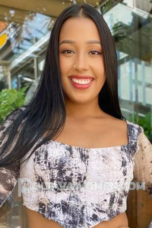 222866 - Imandra Age: 26 - Colombia