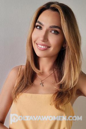 224026 - Elena Age: 37 - Ukraine