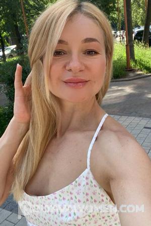 224224 - Valentina Age: 46 - Ukraine