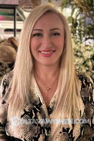 224244 - Tetiana Age: 52 - Ukraine