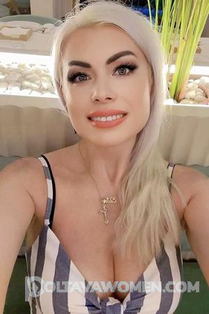 224368 - Elena Age: 42 - Moldova