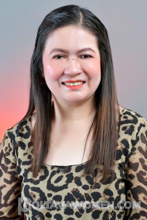 226049 - Sheila Age: 52 - Philippines