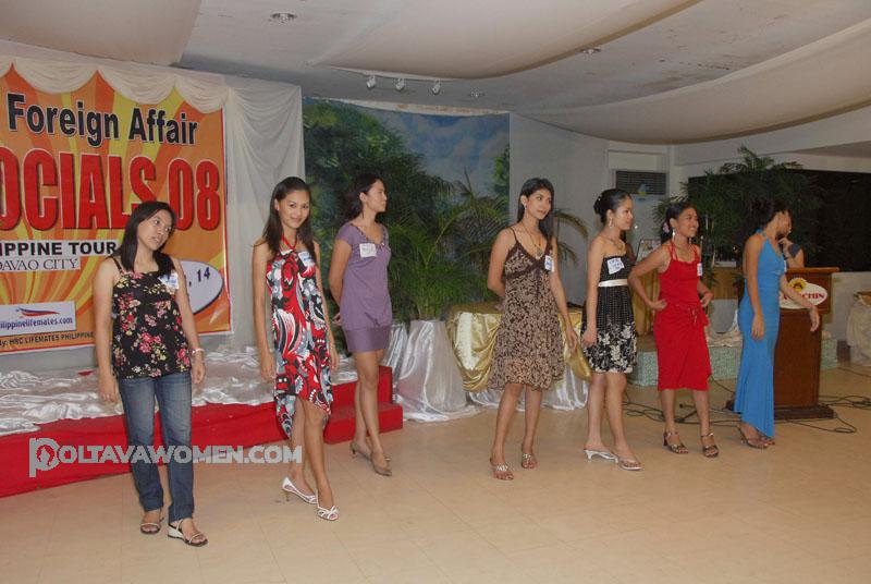 Philippines-women-5717