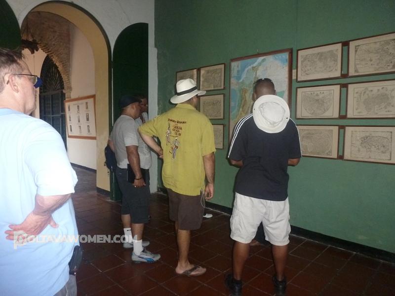 colombian-women-city-tour-34